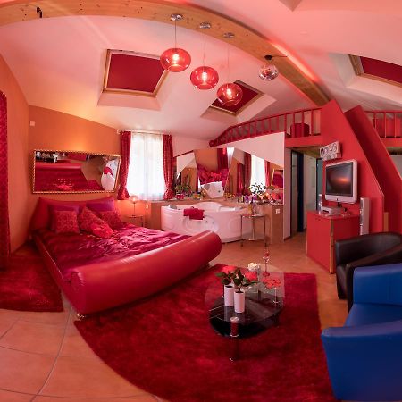 Loveroom Entrelagos Exterior foto